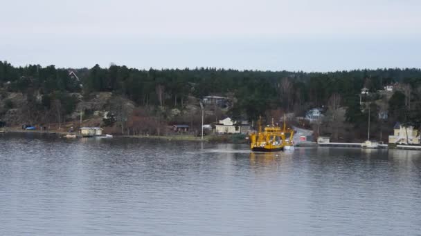 Widok wyspy życia w Sztokholmie archipelag — Wideo stockowe