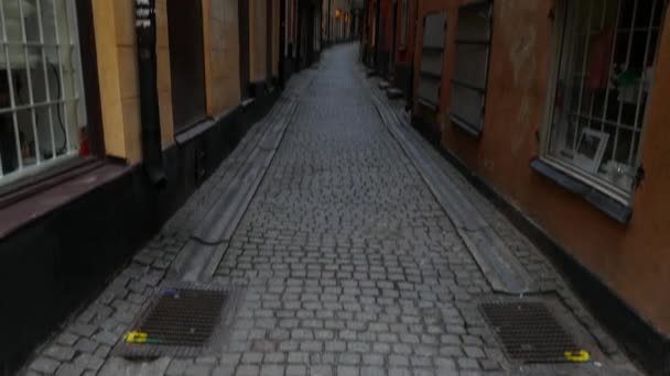 Gamla Stan, A Cidade Velha de Estocolmo, Suécia, pan-up — Vídeo de Stock