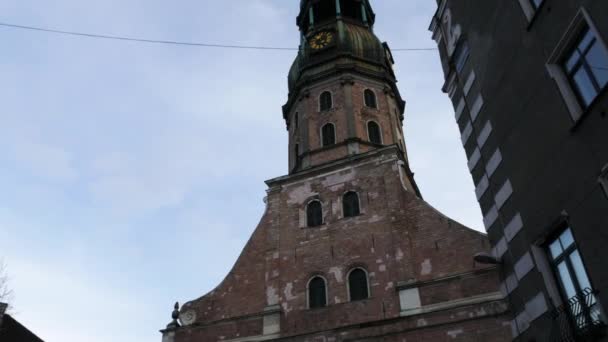 Velha catedral na cidade Riga, Letônia — Vídeo de Stock