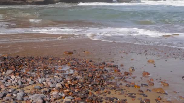 Legzira アーキテクチャの近くの海岸 — ストック動画