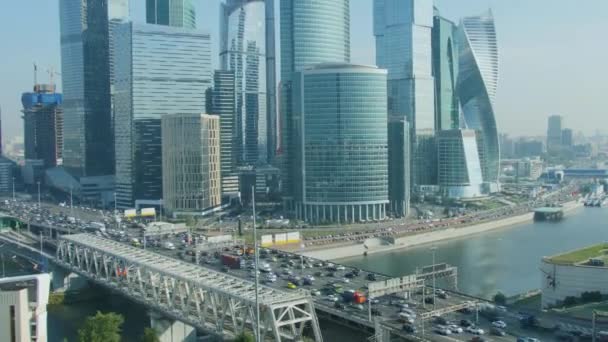 忙しいオフィスのタイムラプスをズームアウトモスクワシティビジネスセンター — ストック動画