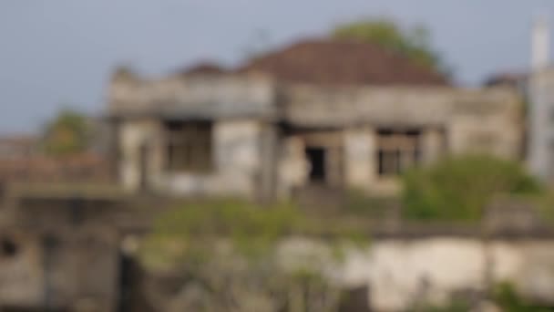 Verlassene Häuser nach dem Tsunami 2004, sri lanka — Stockvideo