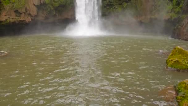 Ouzoud Waterfalls located in the Grand Atlas village of Tanaghmeilt, in the Azilal province in Morocco, Africa — Stock Video