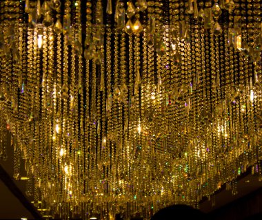 Fenerler ve ışıklarla dolu Noel arkaplanı