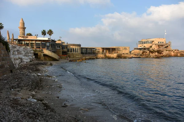 Caesarea Israel Ago 2020 Histórico Puerto Cesarea Marítima Torre Strato —  Fotos de Stock