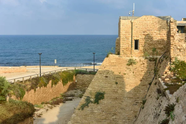 Caesarea Israel Aug 2020 Zabytkowy Cezarea Maritima Harbor Wieża Strato — Zdjęcie stockowe