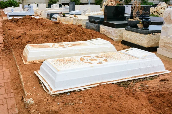 Tel Aviv Ottobre 2019 Copertine Temporanee Nuovi Gradi Cimitero Ebraico — Foto Stock