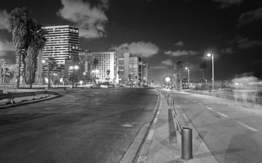 tel aviv promenade, gece