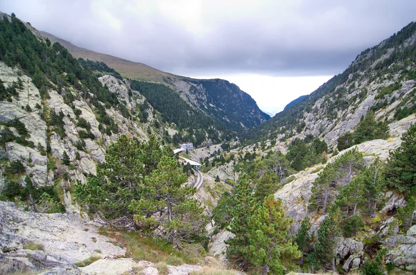 Vall de Nuria sui Pirenei in Catalogna, Spagna — Foto Stock