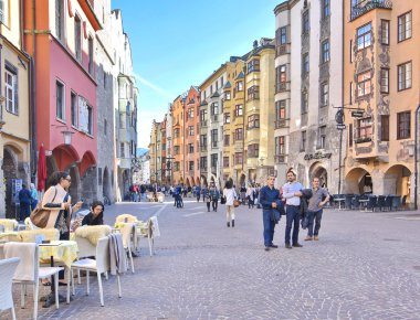 Innsbruck, Avusturya bir bahar günü zevk insanlar