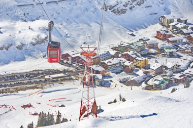 Kayak gondola teleferik Lech - Zurs Kayak tesisi Avusturya'da