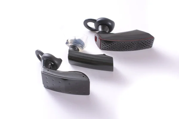 Trzech bez drutu bluetooth słuchawki - słuchawki — Zdjęcie stockowe