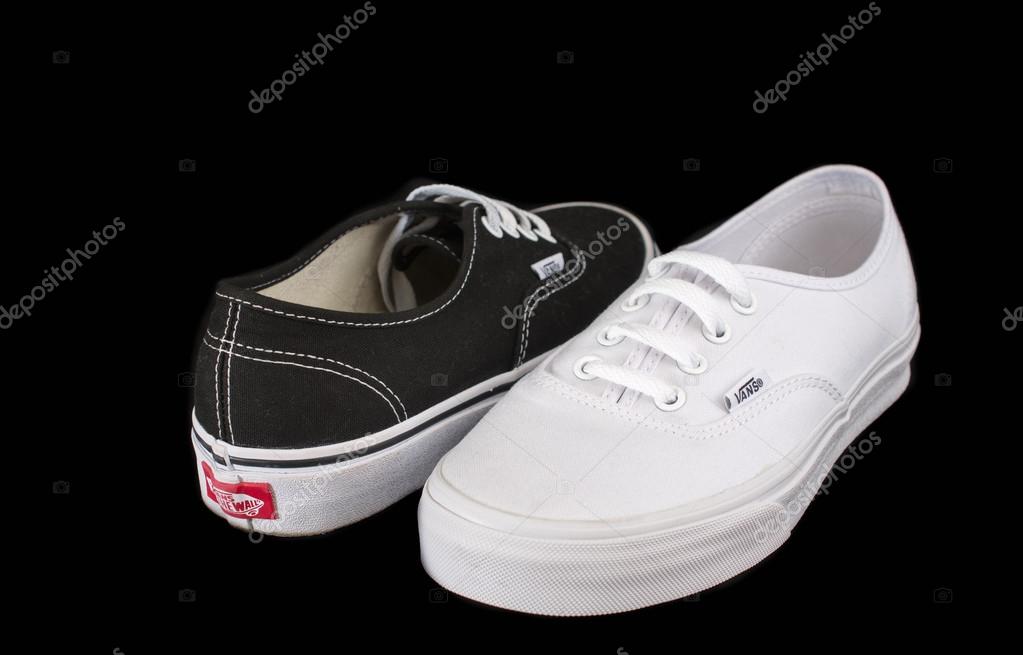 off the wall sneakers