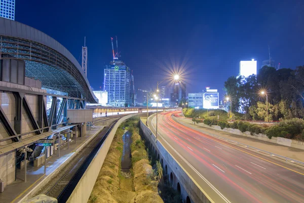 Tel Aviv Road 20 en la noche — Foto de Stock