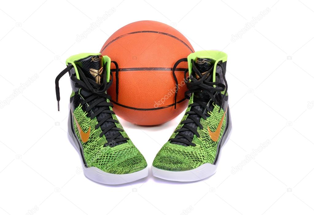 Birmania Mendigar Correo Nike Kobe Elite Victory High-Top Basketball Shoe Sneaker – Stock Editorial  Photo © dnaveh #95332070