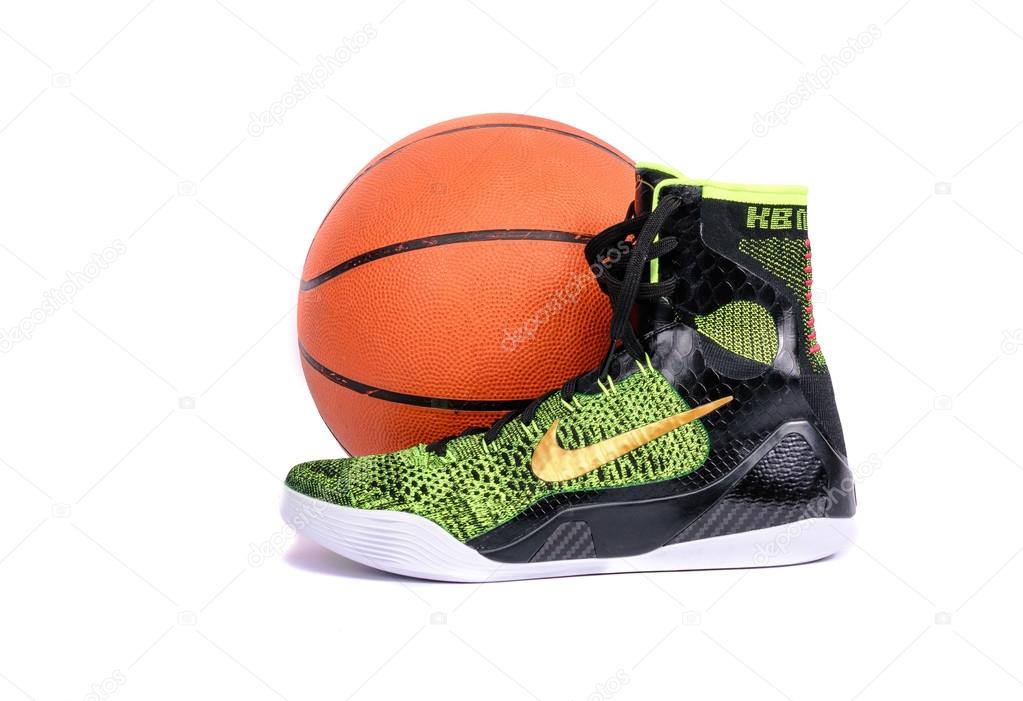 hoge basketbalschoenen