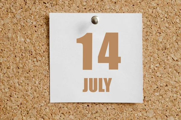 Lipca Dzień Miesiąca Data Kalendarzowa Biały Arkusz Kalendarzowy Dołączony Brązowej — Zdjęcie stockowe