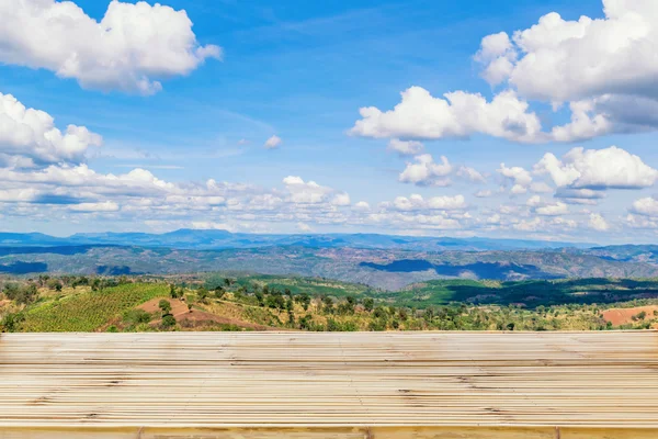 Prachtig Uitzicht Het Regenwoud Bergen Met Een Bewolkte Hemel Boven — Stockfoto