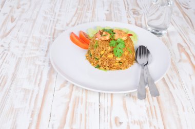  Kızarmış karides.