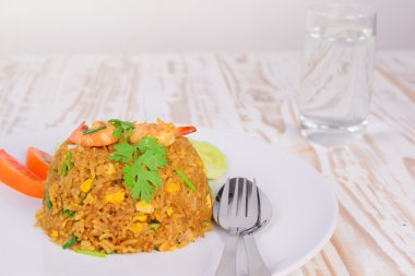  Kızarmış karides.