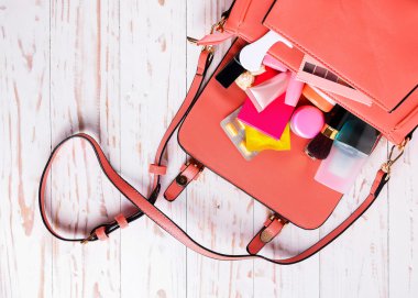 Tıp prezervatif ile kozmetik kadınlar çanta 