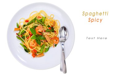 Karides ve fesleğenli spagetti