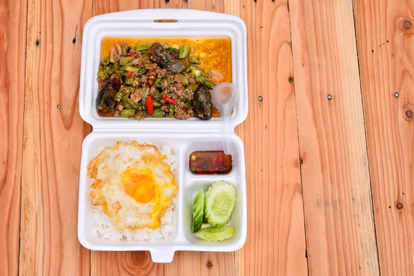 Lunch box, fried rice with pork and fried eggs,in the foam box. — Stock Photo, Image