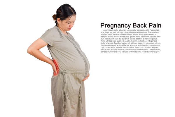 Dolor de espalda durante el embarazo, mujer embarazada con un fuerte dolor que masajea su dolor de espalda —  Fotos de Stock