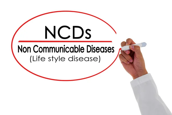 Ncds 비 전염 성 질병 메시지 쓰기 의사 손. — 스톡 사진