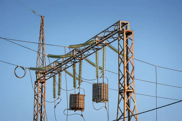 Líneas Eléctricas Alto Voltaje Con Trampa Ondas Tapón Alta Frecuencia — Foto de Stock