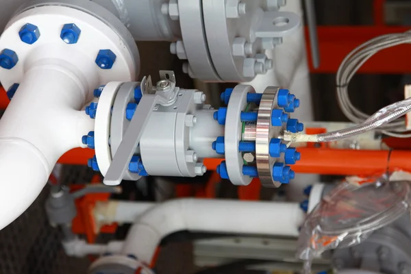 Petrol ve doğal gaz boru hattı valfleri ile işleme