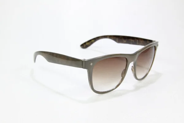 güneş gözlüğü izole edilmiş beyaz arkaplan