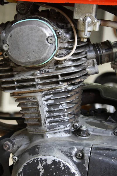 Motorcycle engine in rust. — Stock Photo, Image