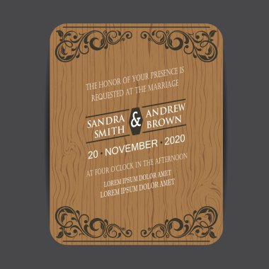 Ahşap düğün davetiye kartı ile çiçek öğeleri