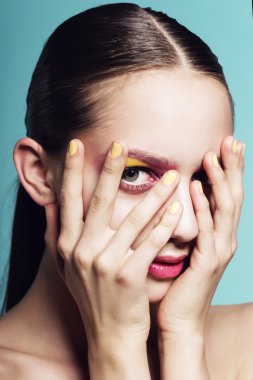 temiz bir cilt güzel kız