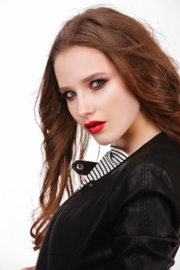 rock tarzı parlak makyaj ile kız