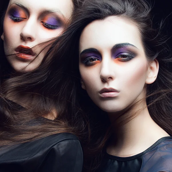 Two beautiful young girls twins — Stock Photo, Image