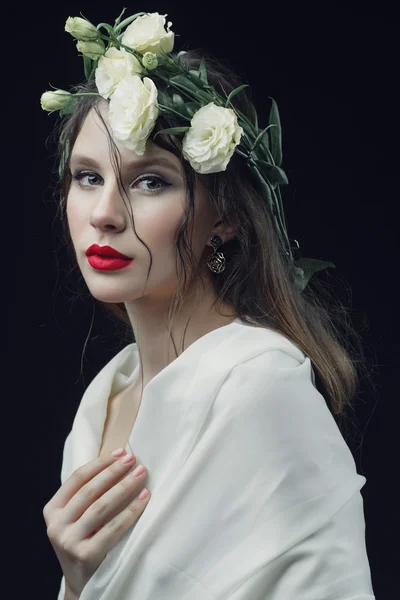 Menina com flores — Fotografia de Stock