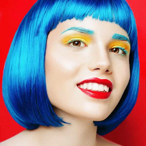 Beautiful girl with blue hair — Stock Photo, Image