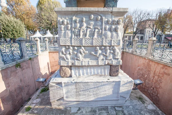 Mısır Dikilitaşı, Istanbul