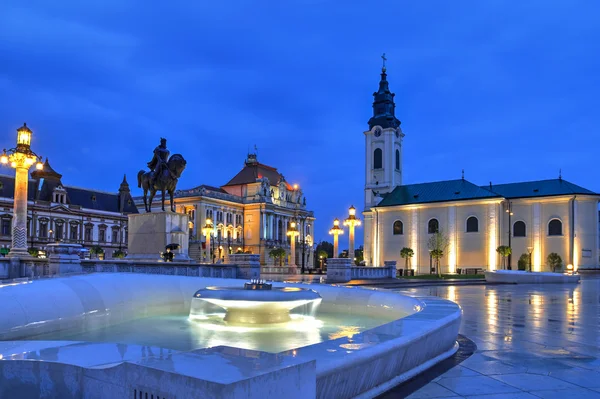 Plaza de la Unión en Oradea, Rumania — Foto de Stock