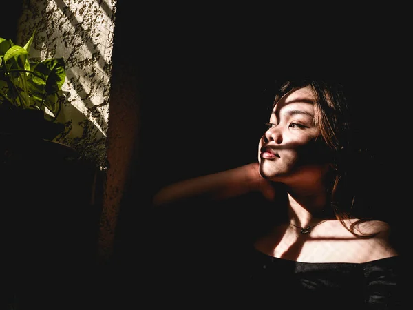 Dramatic Low Key Lighted Shot Young Asian Lady Deep Melancholic — Stock Photo, Image