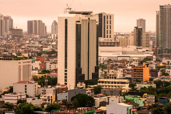 マカティ マニラ フィリピン 2020年11月 マカティ市役所 あいまいな午後 — ストック写真