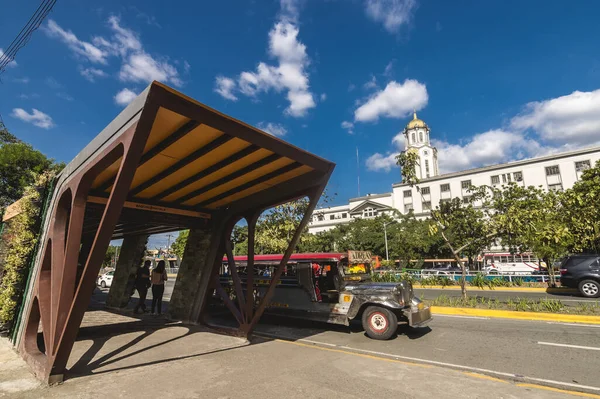 Manila Filipinler Lagusnilad Altgeçidine Giriş Arka Planda Manila Belediye Binası — Stok fotoğraf