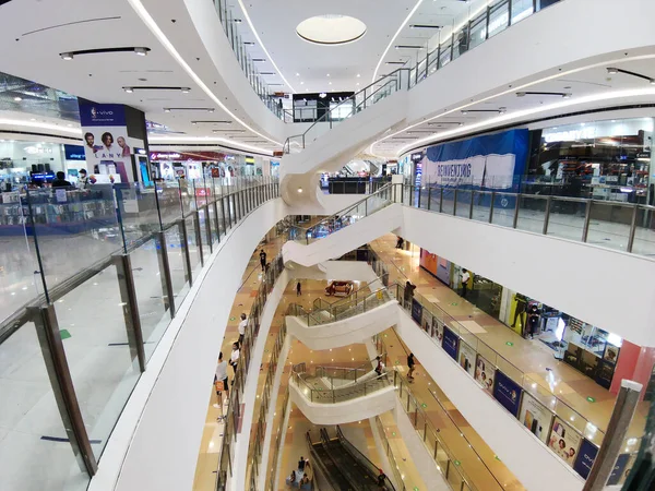 Quezon City Metro Manila Filipijnen Het Atrium Van North Edsa — Stockfoto