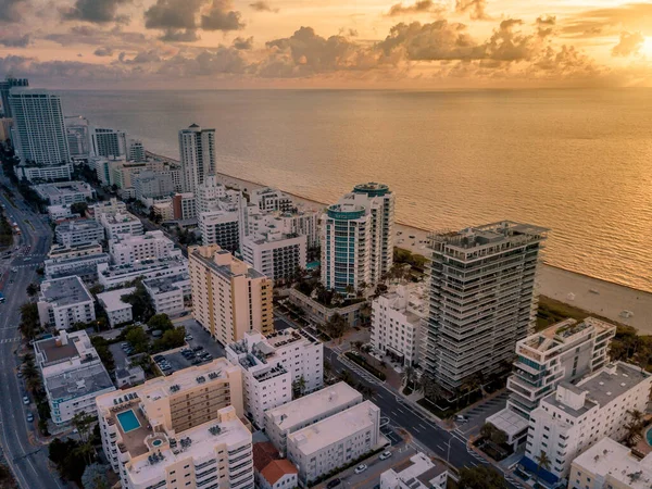 Miami Beach Florida Mid Beach Boyunca Muhteşem Bir Dawn Sahnesi — Stok fotoğraf