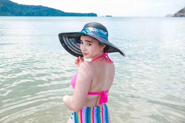 Happy Asian Woman Cooling Beach Wearing Mixed High Waist Bikini — Stock Photo, Image