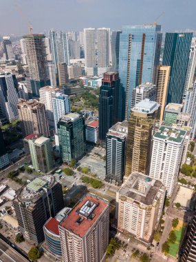 Metro Manila, Filipinler- Ortigas CBD Skyline, on yıllık ve yeni ofis kuleleri.