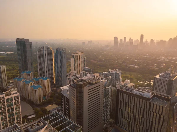 Hazy Afternoon Metro Manila Bgc Makati Skylines Separated Manila Golf — Stock Photo, Image