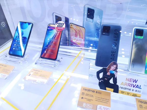 Metro Manila Filipinas Junio 2021 Venta Teléfonos Celulares Realme Stand — Foto de Stock